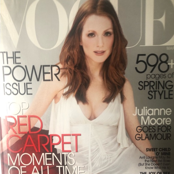 Vogue MARCH 2003 JULIANNE MOORE MINT condition - Picture 5 of 14